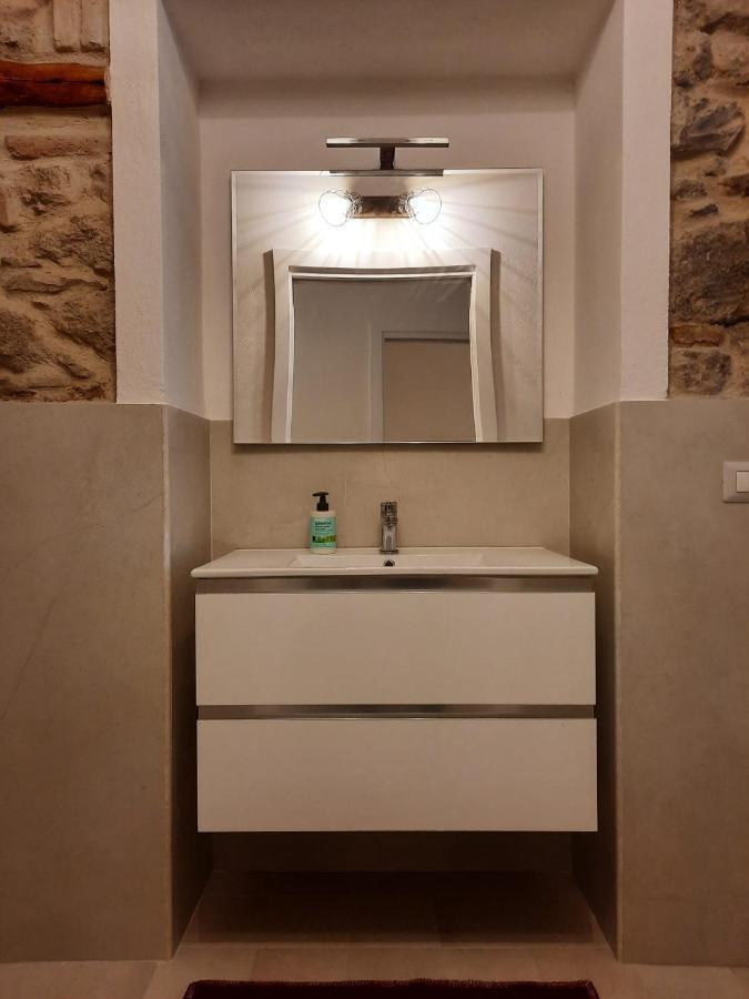 Appartamento Su Palazzina Storica In Centro A SantʼAntìoco エクステリア 写真