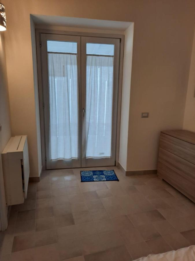 Appartamento Su Palazzina Storica In Centro A SantʼAntìoco エクステリア 写真